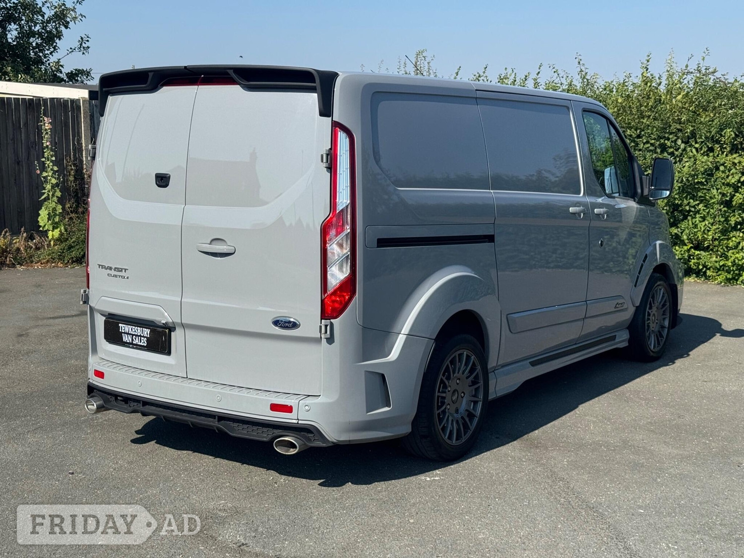 Ford Transit Custom 2022 - Vans & Commercial Vehicles in Tewkesbury