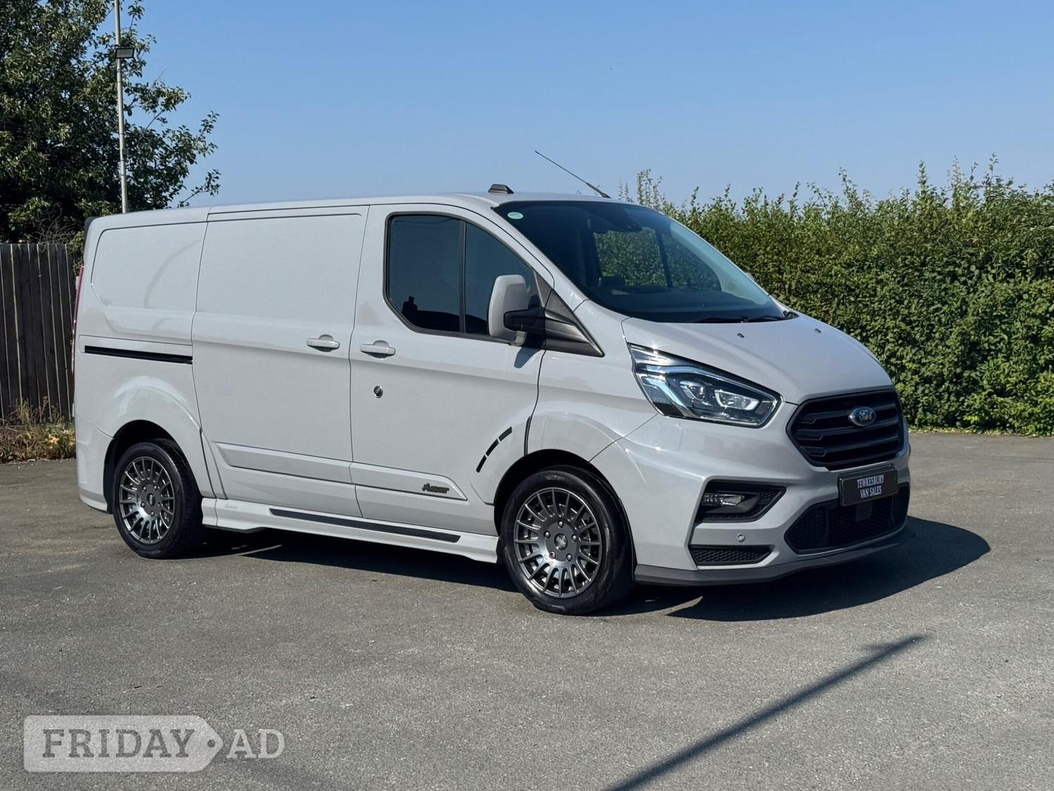 Ford Transit Custom 2022 - Vans & Commercial Vehicles