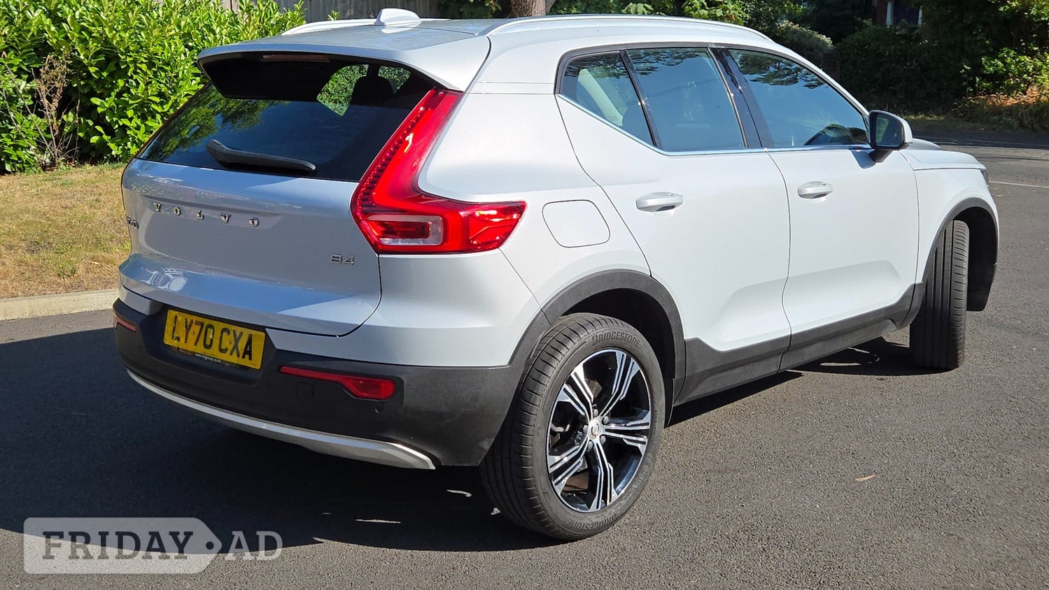 Volvo XC40 2020 - Cars