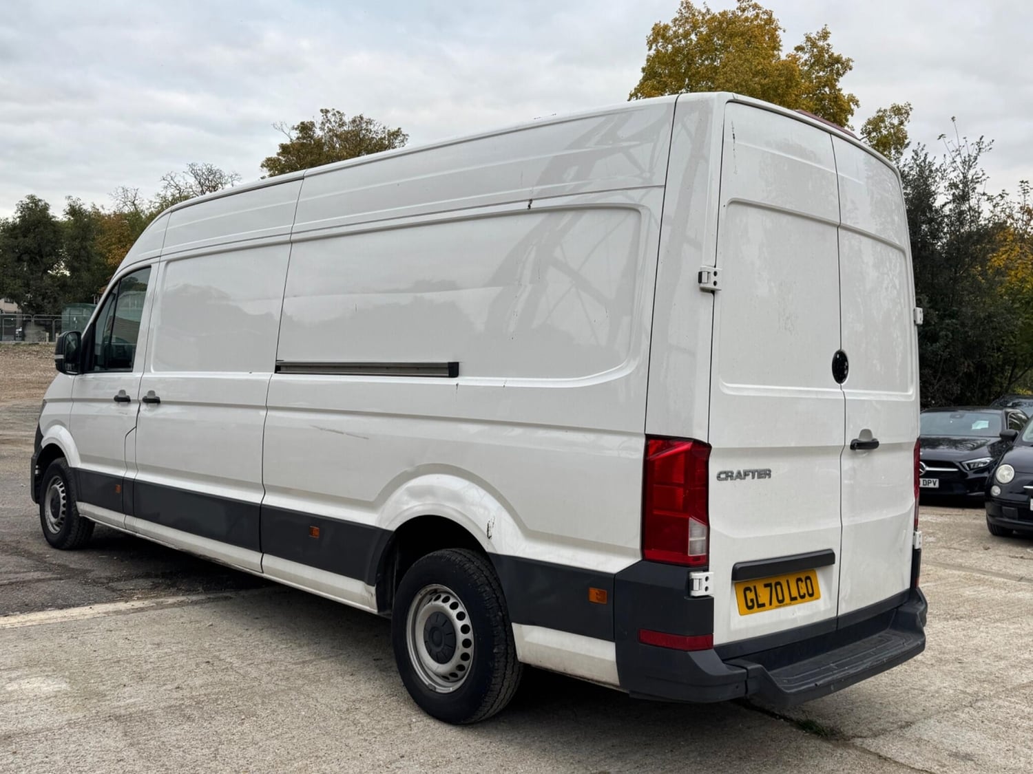 Volkswagen Crafter 2020 - Vans & Commercial Vehicles