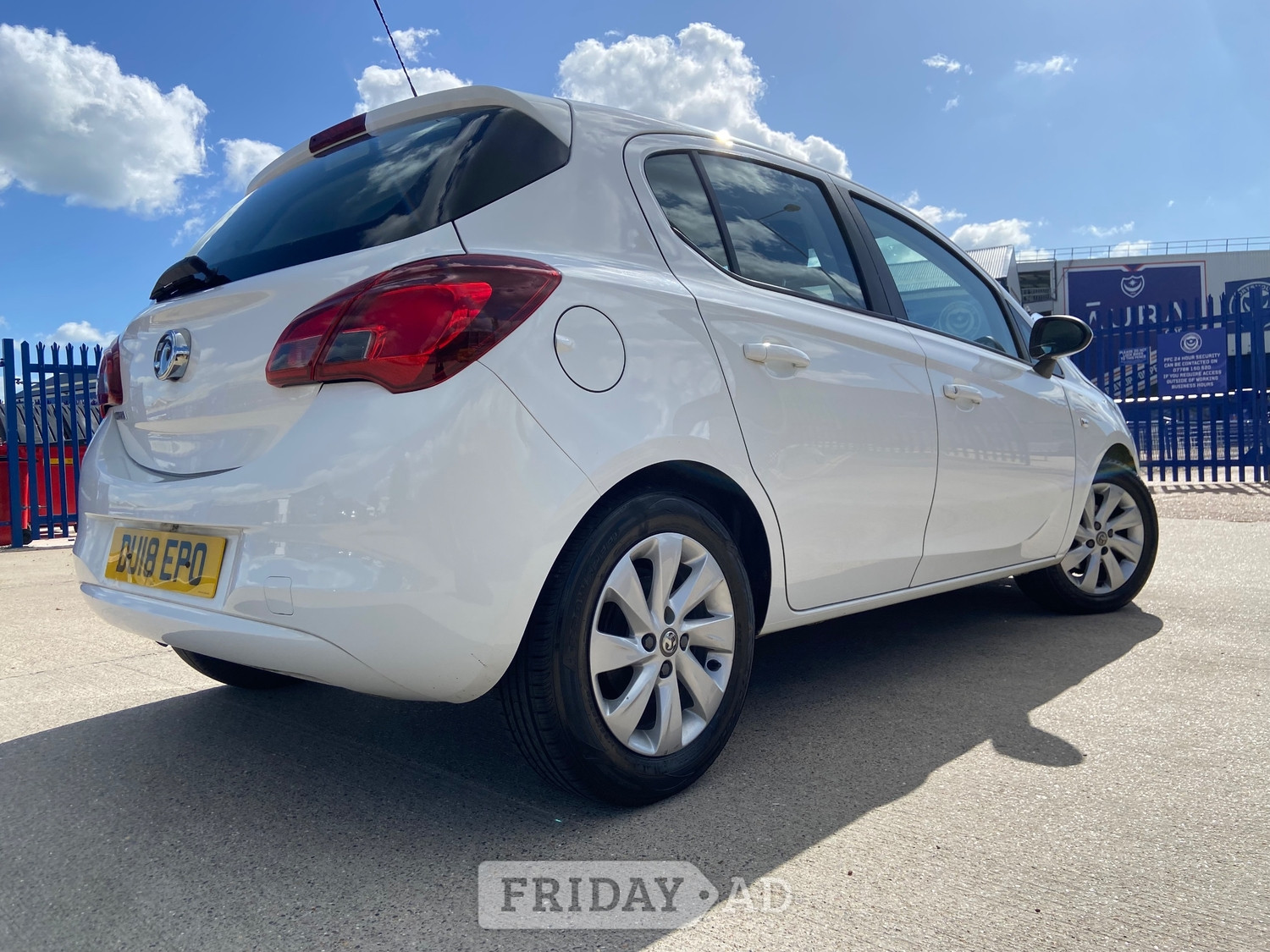 [ berth ]Vauxhall Corsa