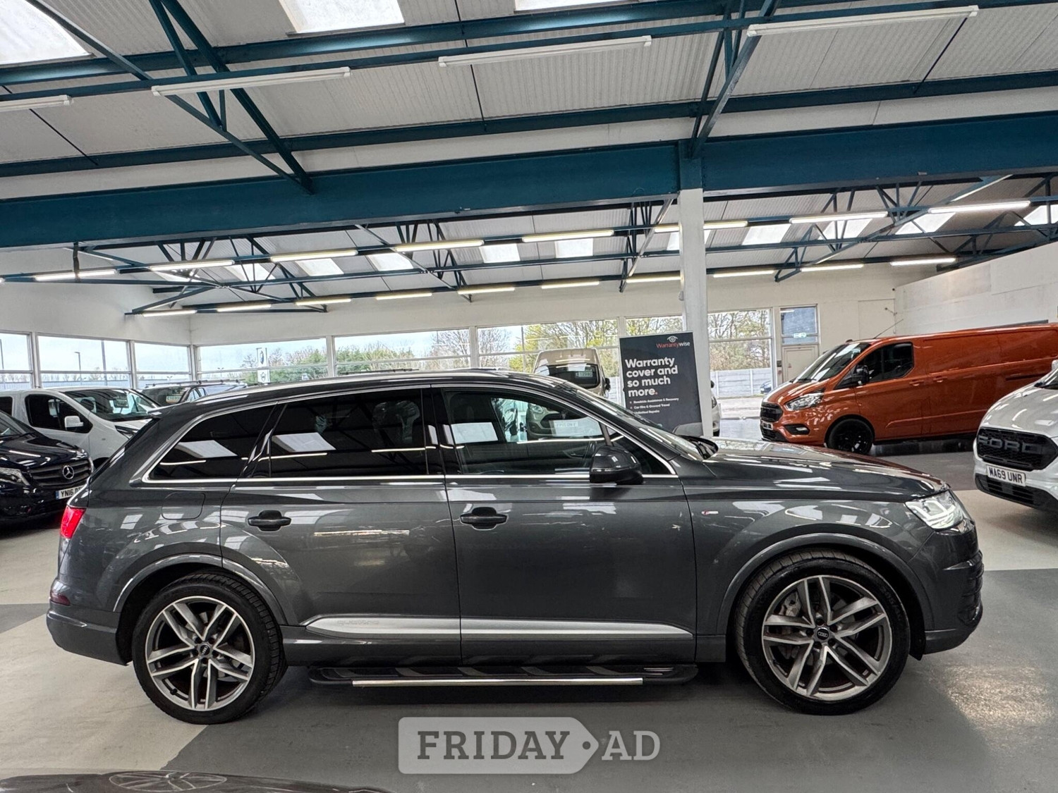 [ berth ]Audi Q7