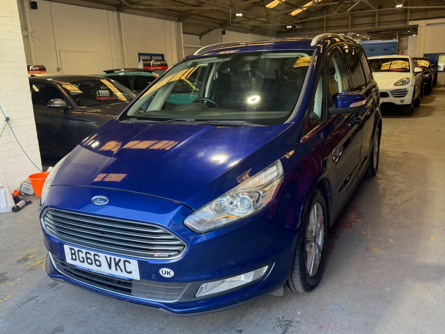 [ berth ]Ford Galaxy