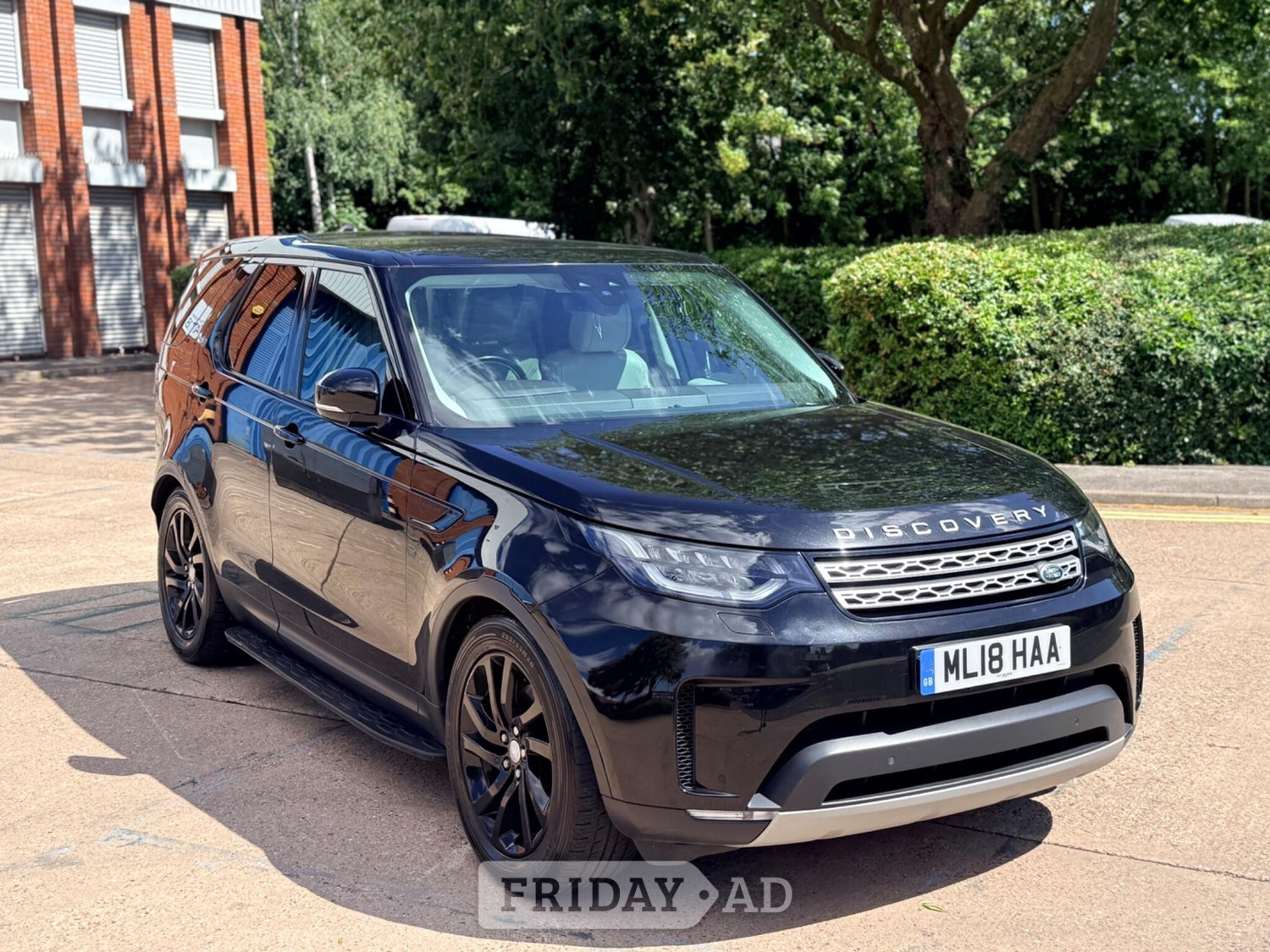 Land Rover Discovery 2018 - Cars