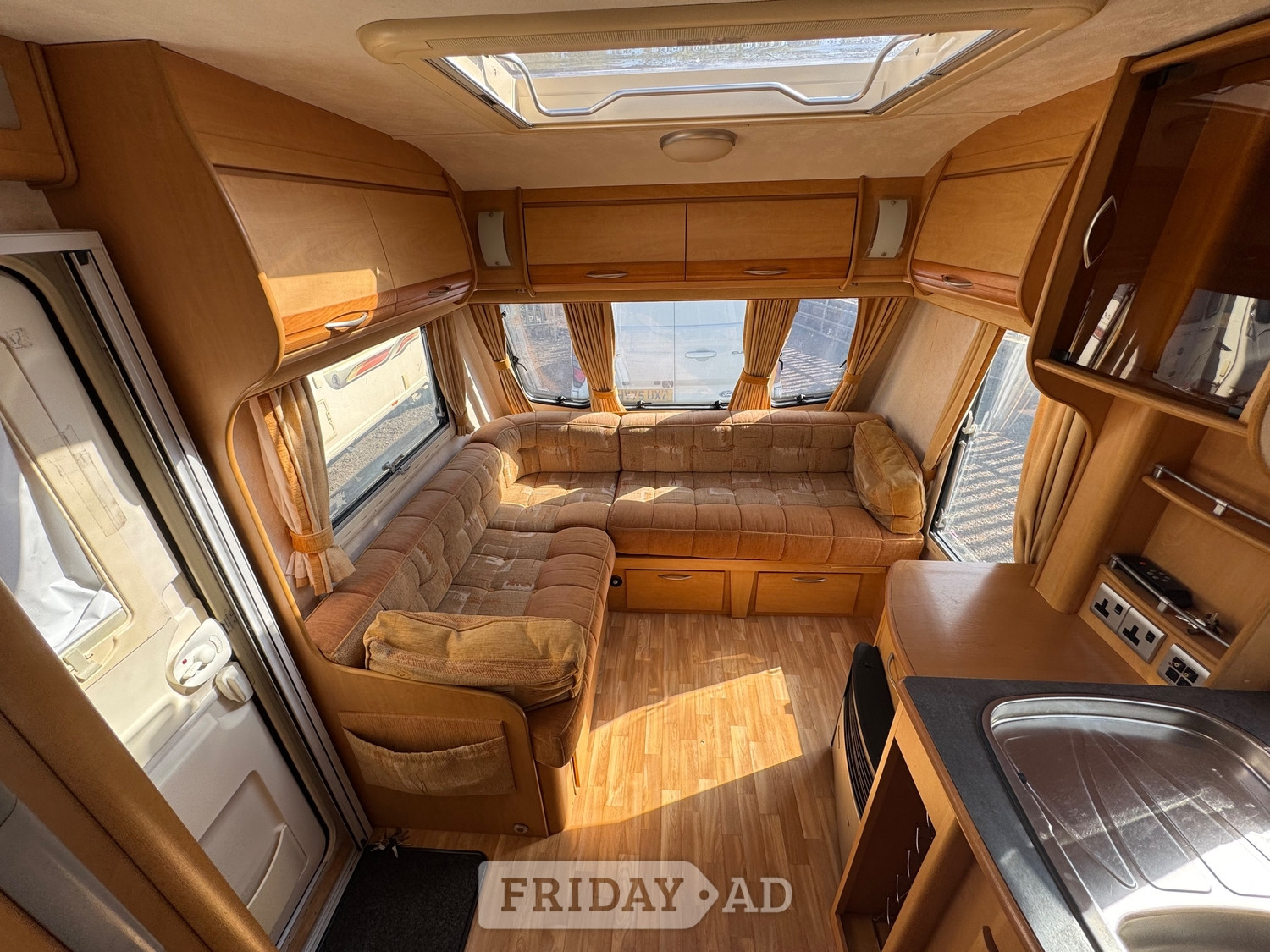Coachman Laser 2006 - Motorhomes & Caravans