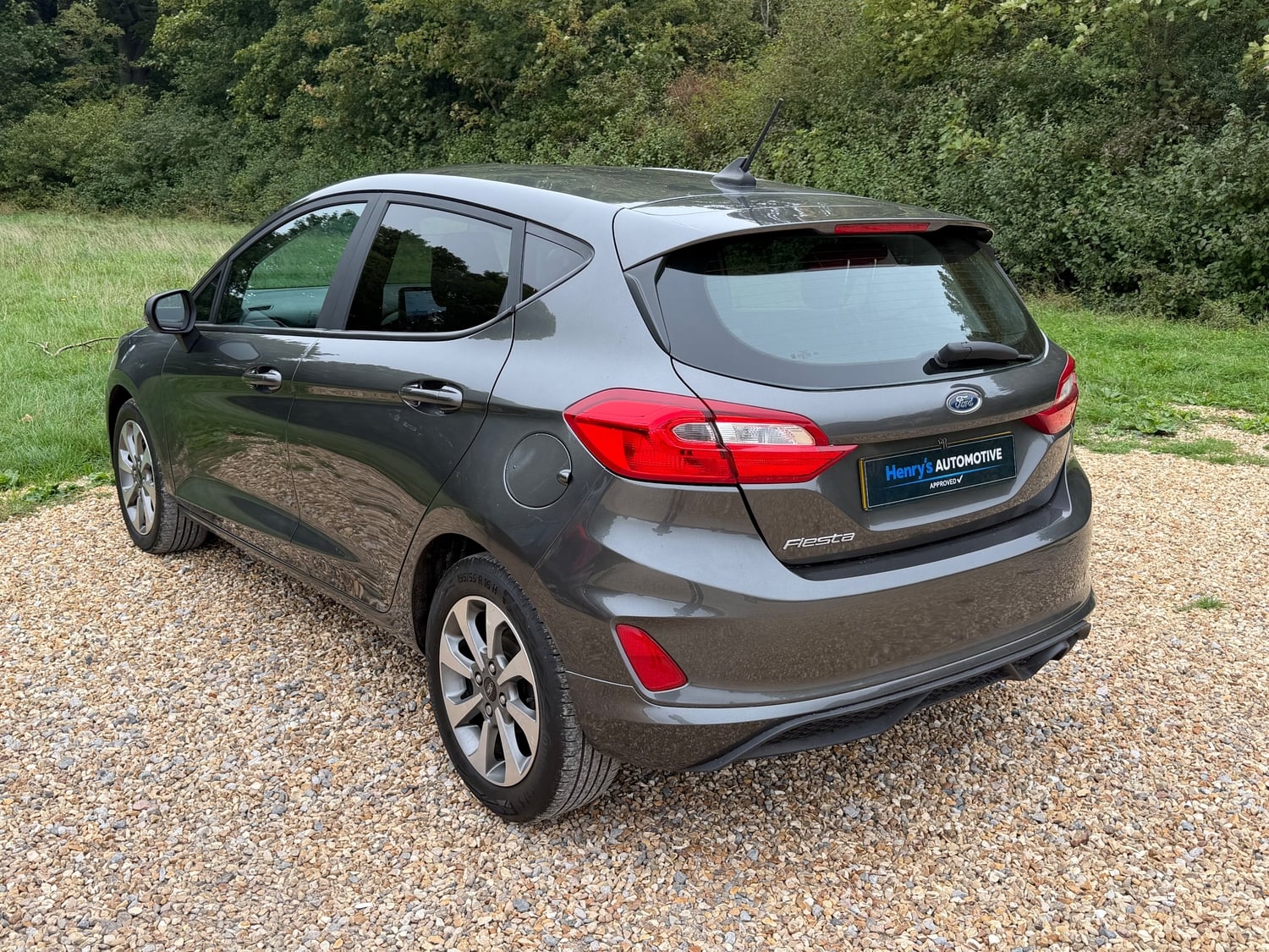 Ford Fiesta 2021 - Cars in Newport
