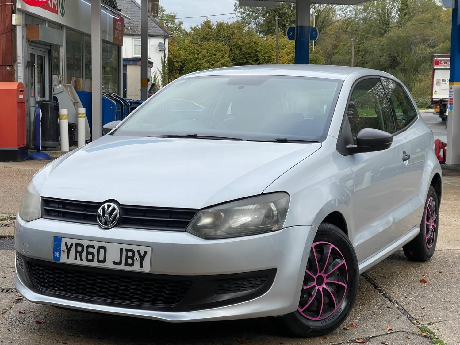 [ berth ]Volkswagen Polo