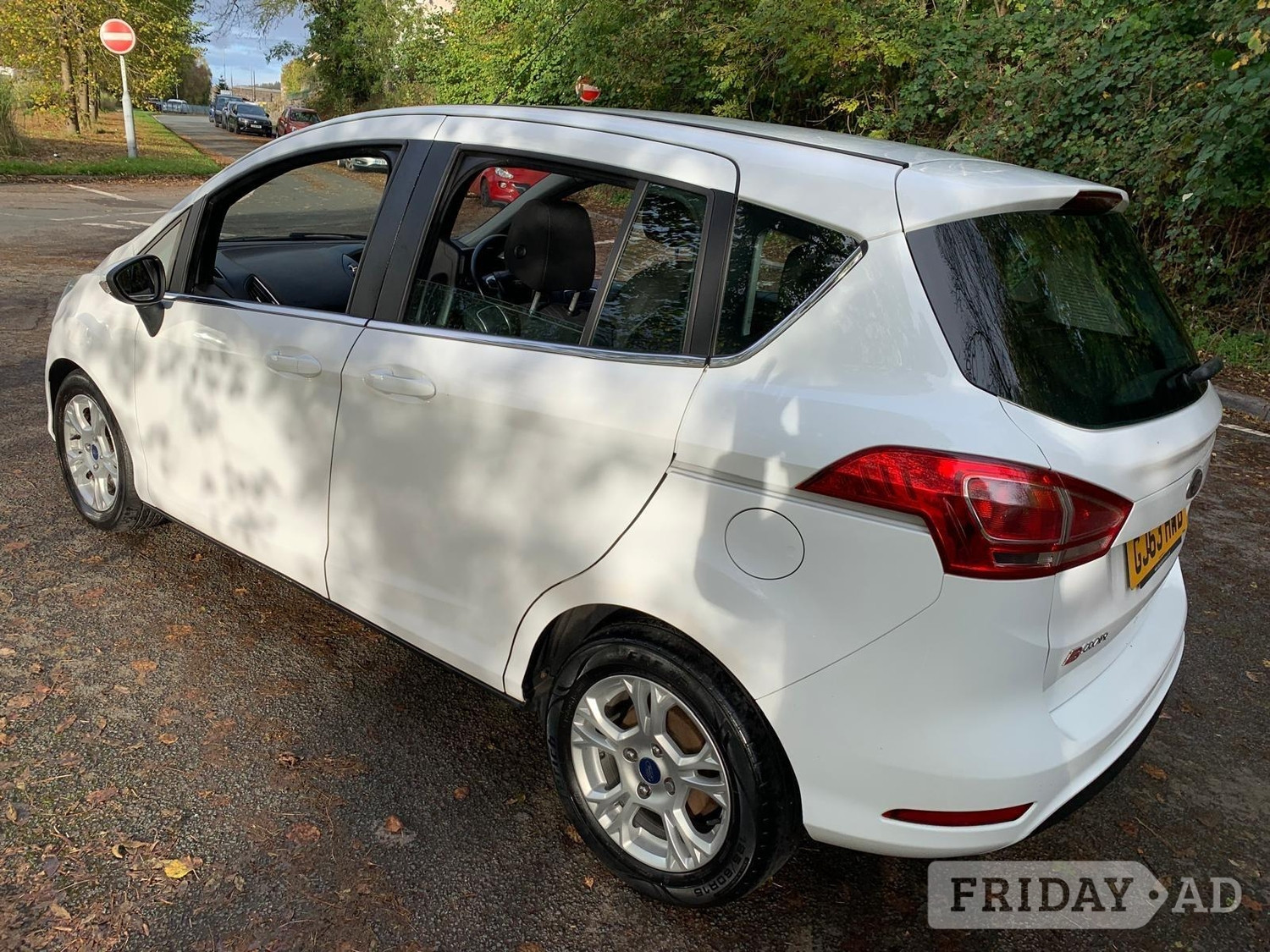 Ford B-MAX 2013 - Cars in Hengoed