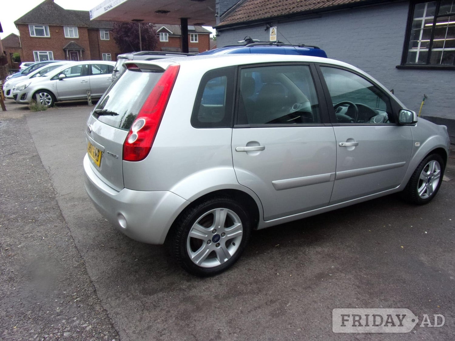 [ berth ]Ford Fiesta