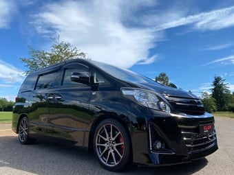 Toyota Alphard 2013