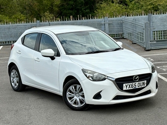 Mazda Mazda2 2015