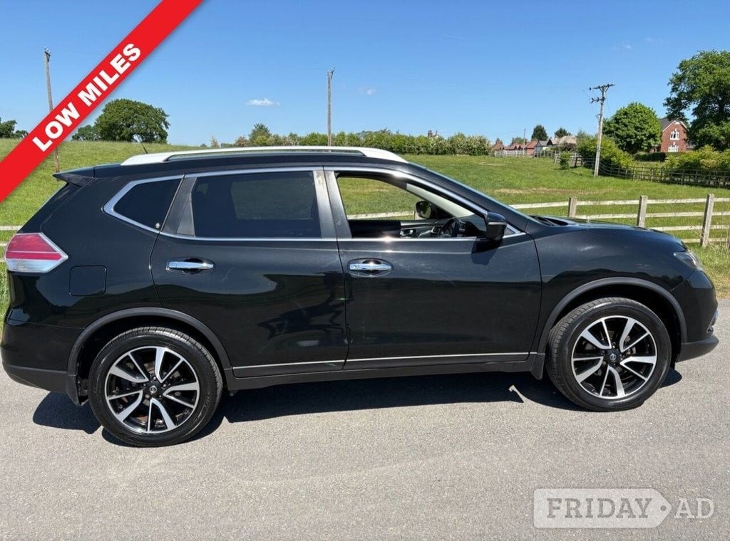 Nissan X-Trail 2017 in Stockport