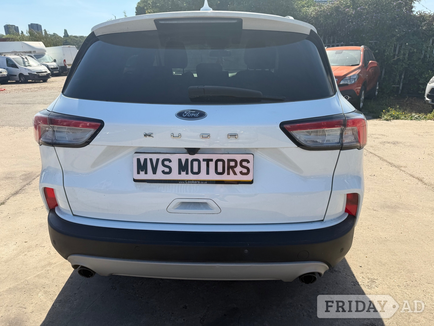 Ford Kuga 2022 - Cars