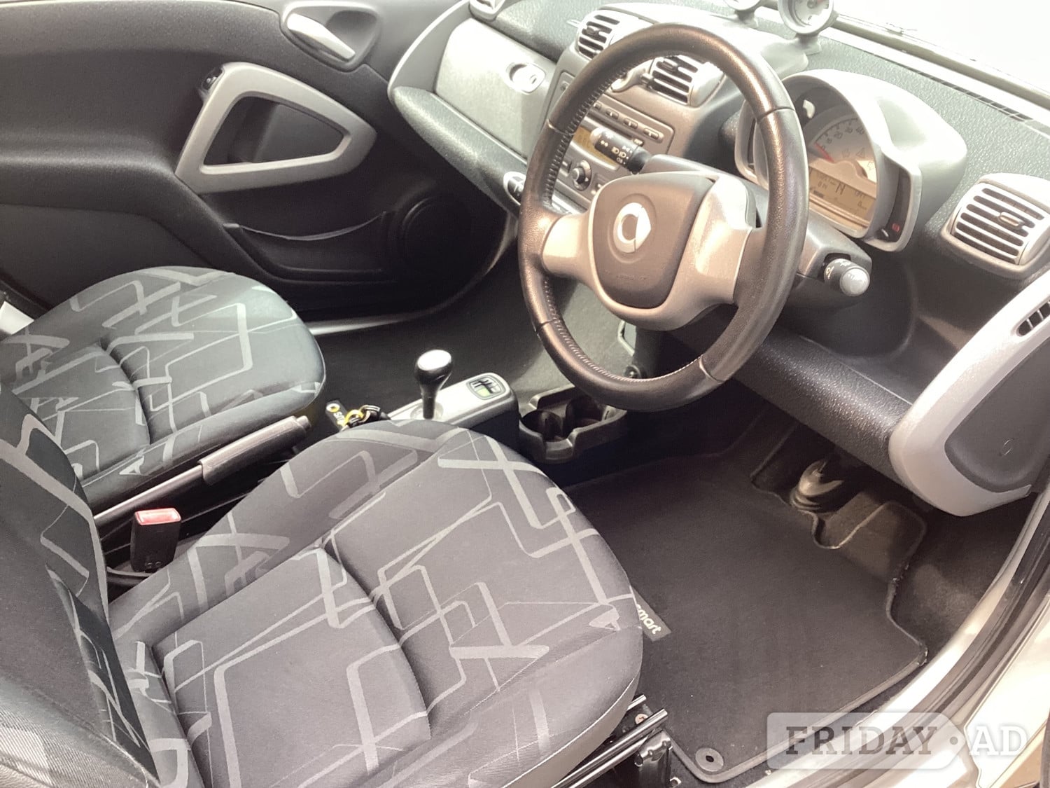 Smart ForTwo 2010 - Cars