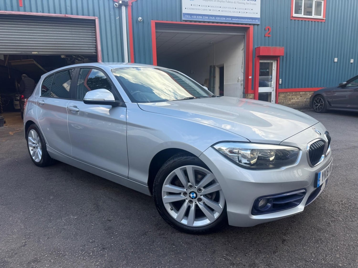 [ berth ]BMW 1 Series