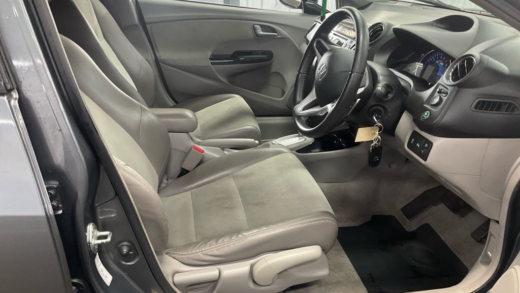 [ berth ]Honda Insight
