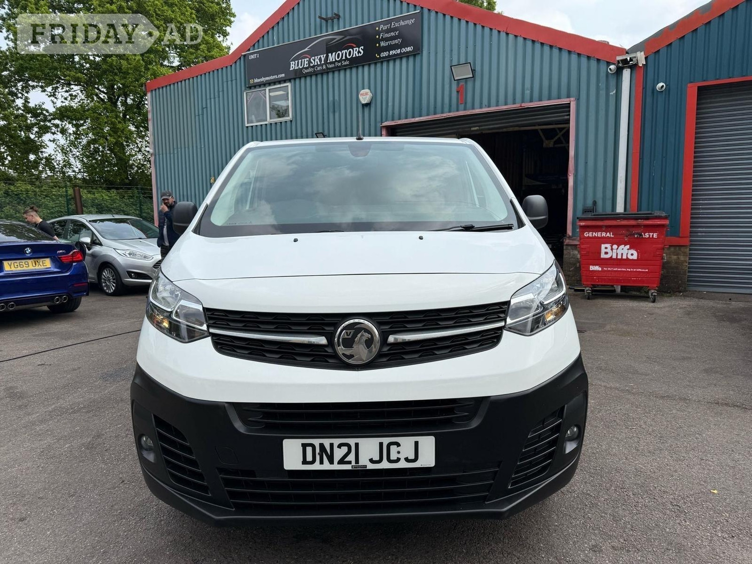 Vauxhall Vivaro Barnet