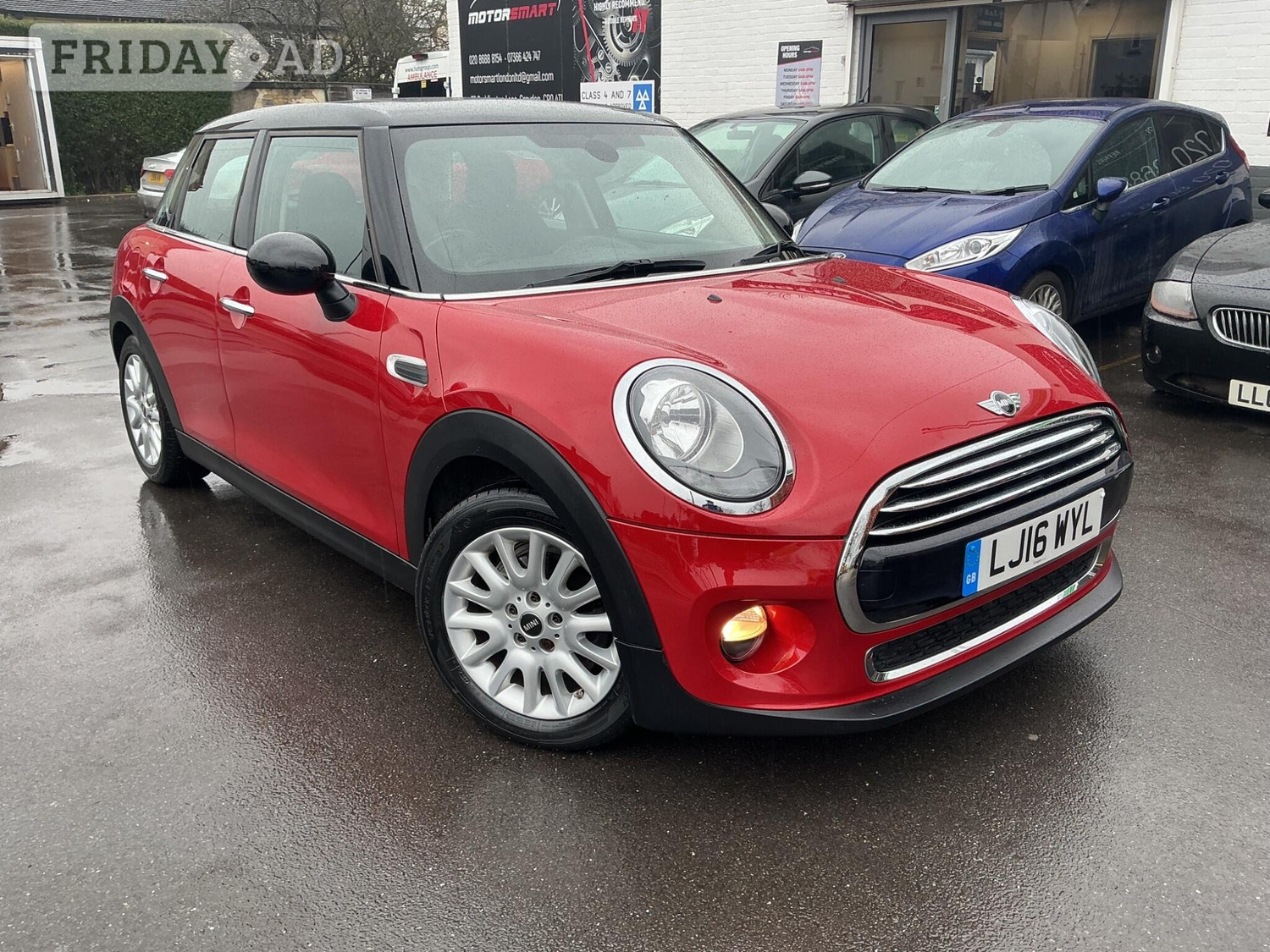 Mini Hatch 2015 in Croydon