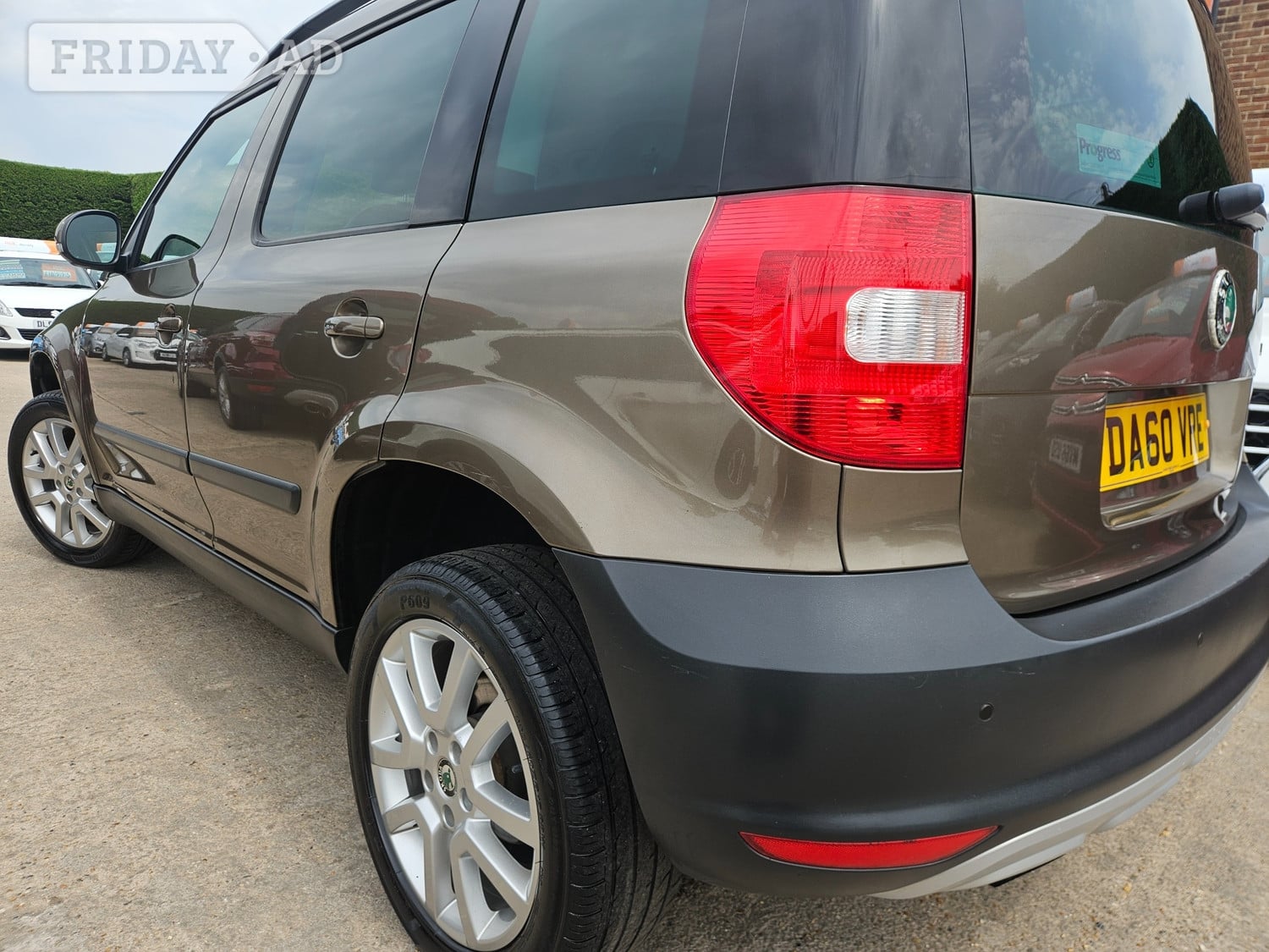 Skoda Yeti 2011 - Cars