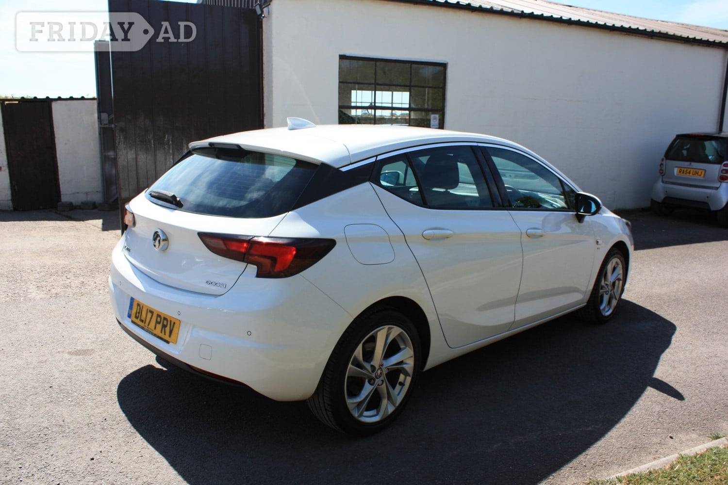 Vauxhall Astra 2017 - Cars