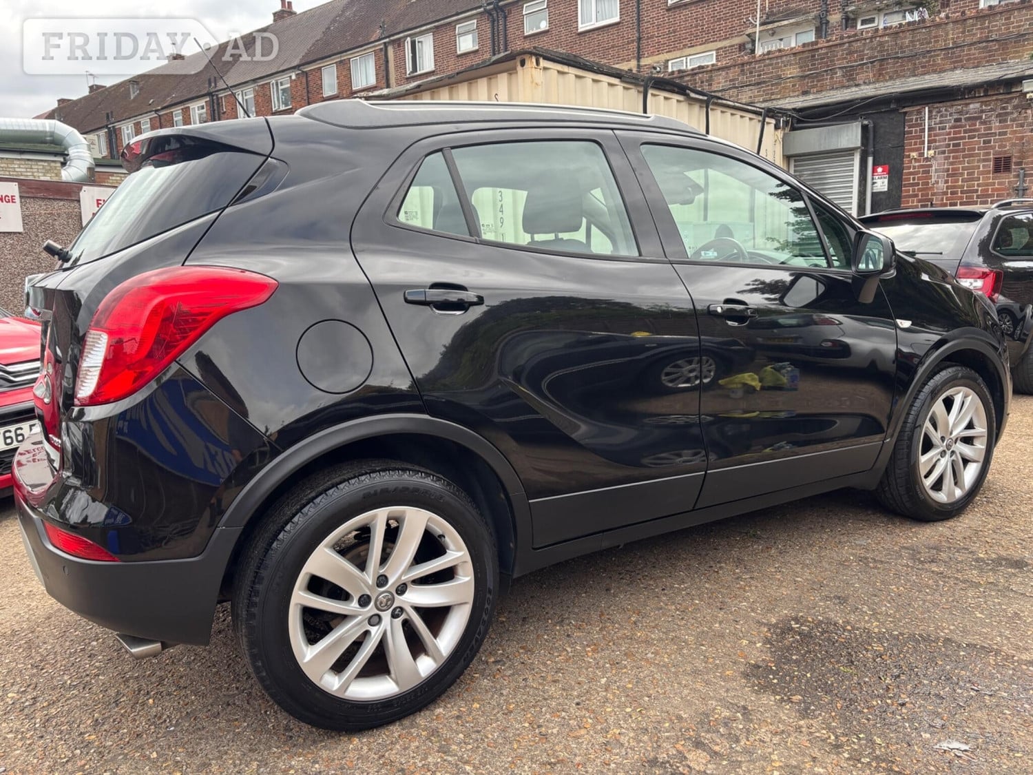 Vauxhall Mokka X 2017 - Cars in Hayes