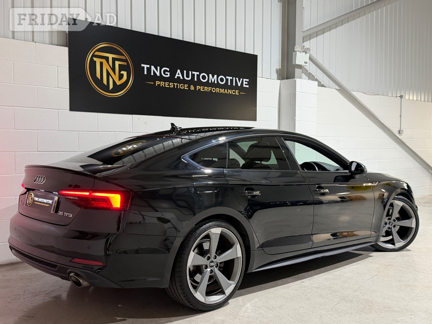 [ berth ]Audi A5
