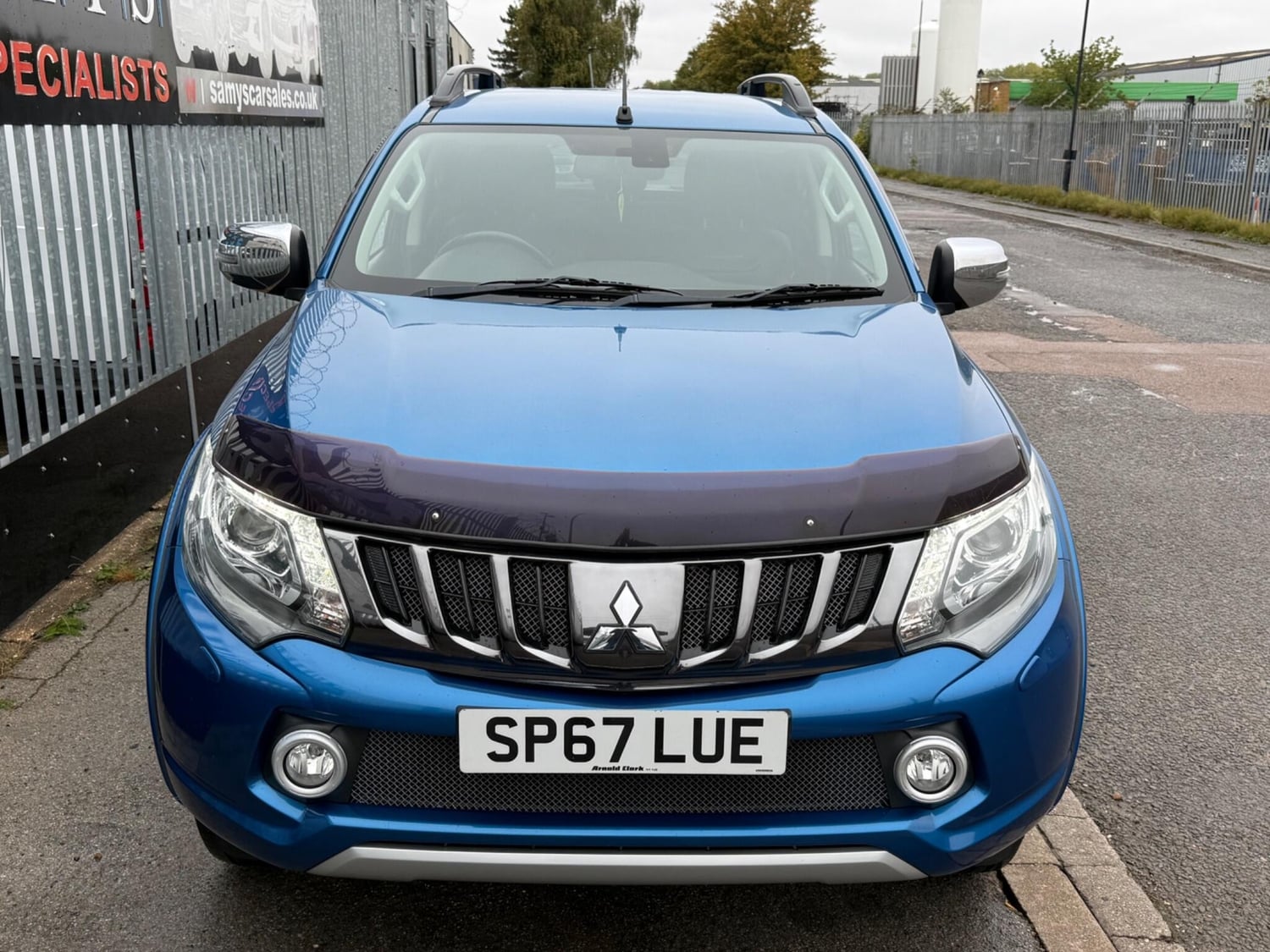 Mitsubishi L200 Bedford