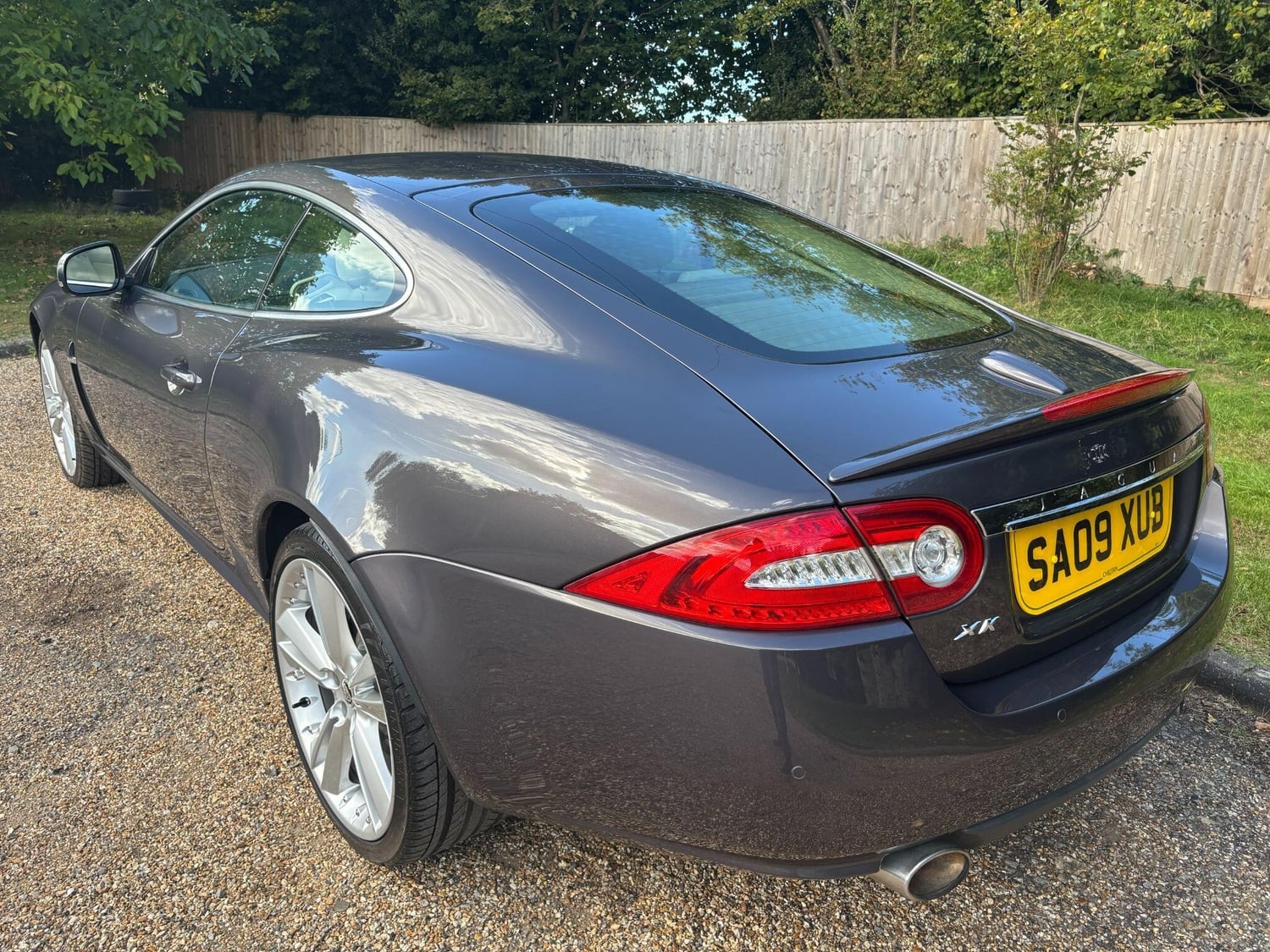 Jaguar XK 2009 - Cars