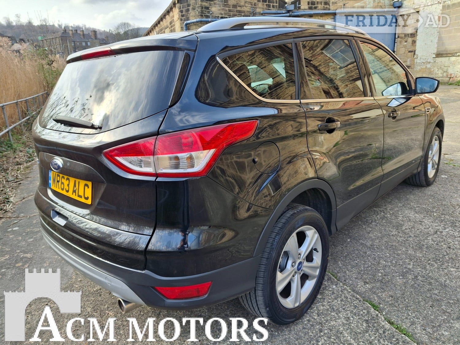 [ berth ]Ford Kuga