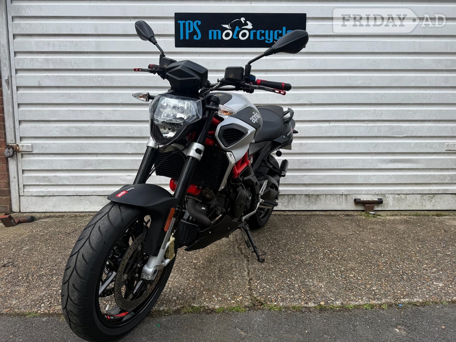[ berth ]Aprilia Shiver