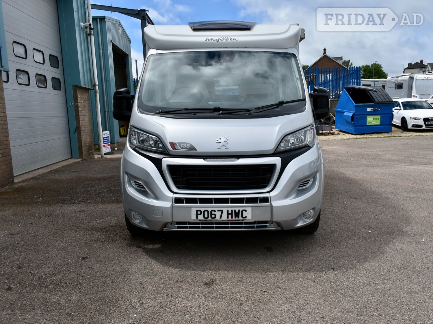 [ berth ]Elddis Majestic 135