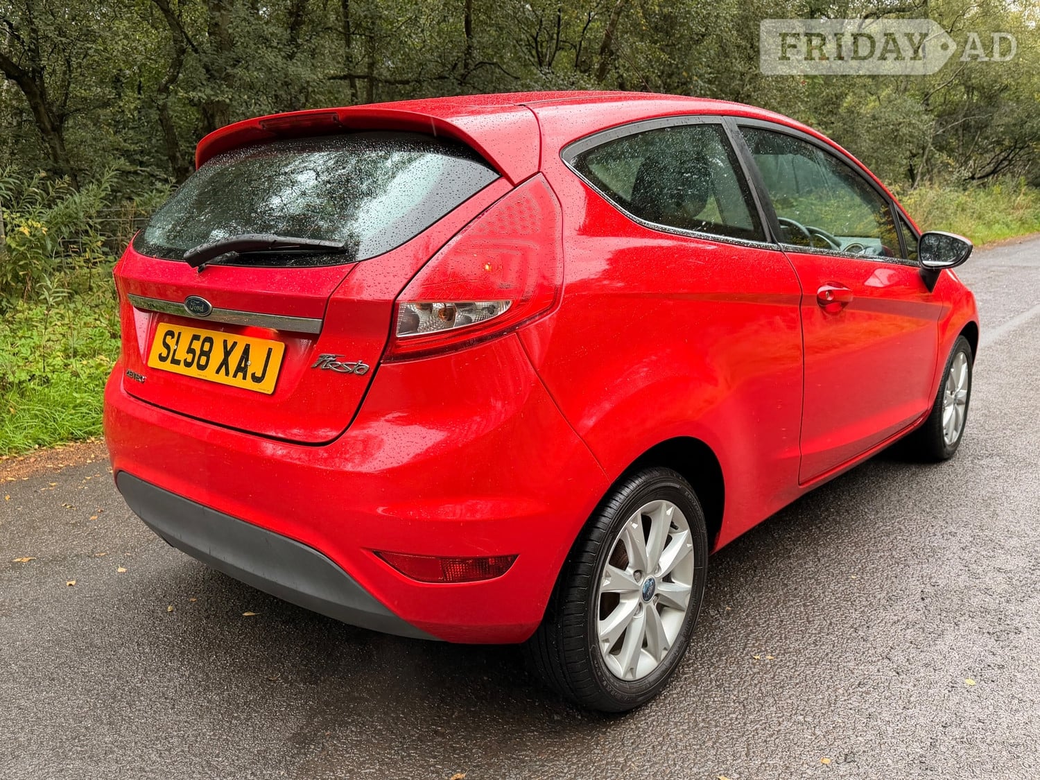 [ berth ]Ford Fiesta