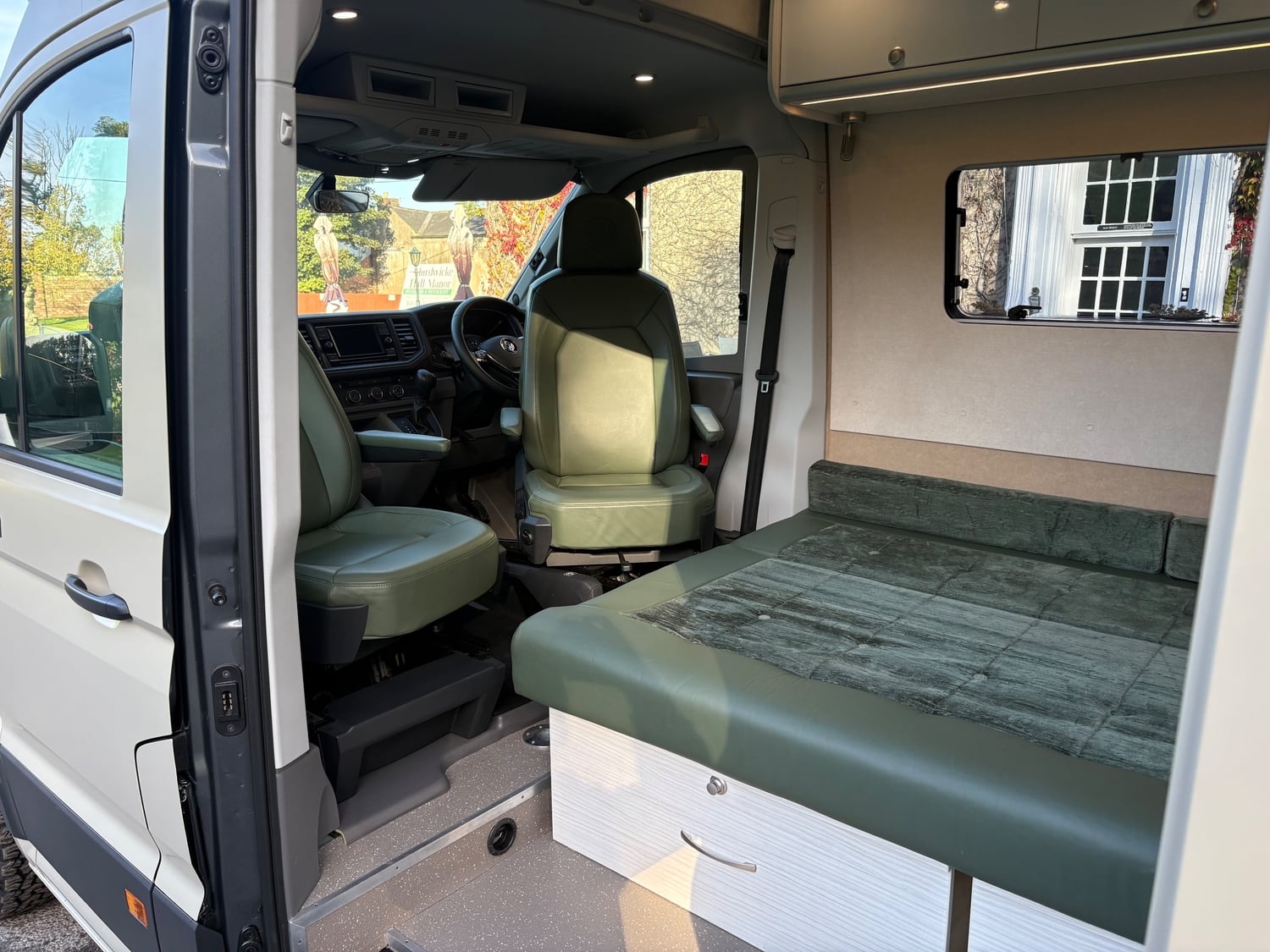 Rolling Homes Darwin 2025 - Motorhomes & Caravans