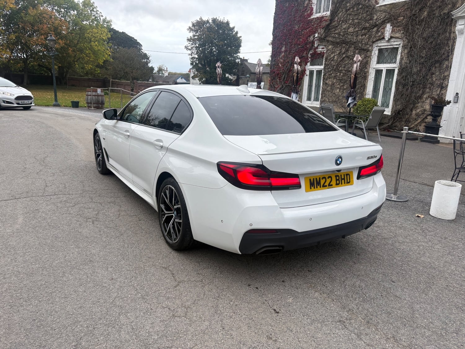 [ berth ]BMW 5 Series