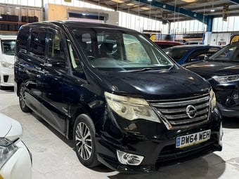 Nissan Serena 2014