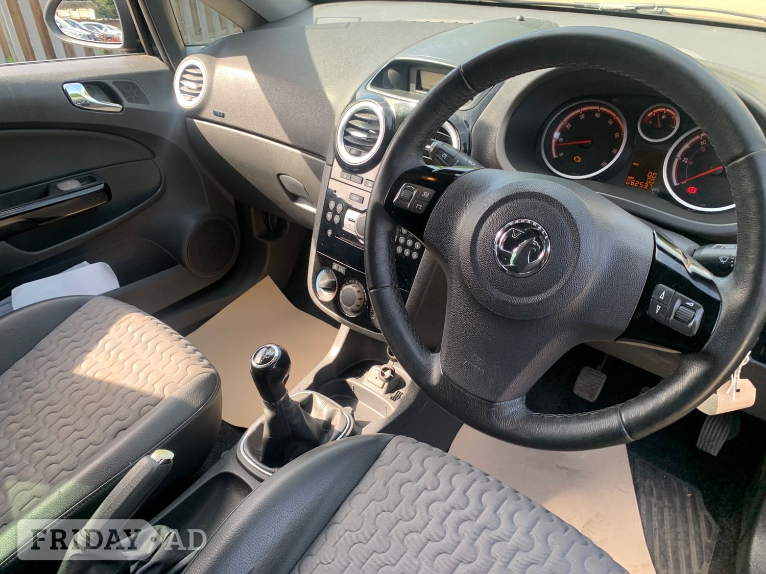 [ berth ]Vauxhall Corsa