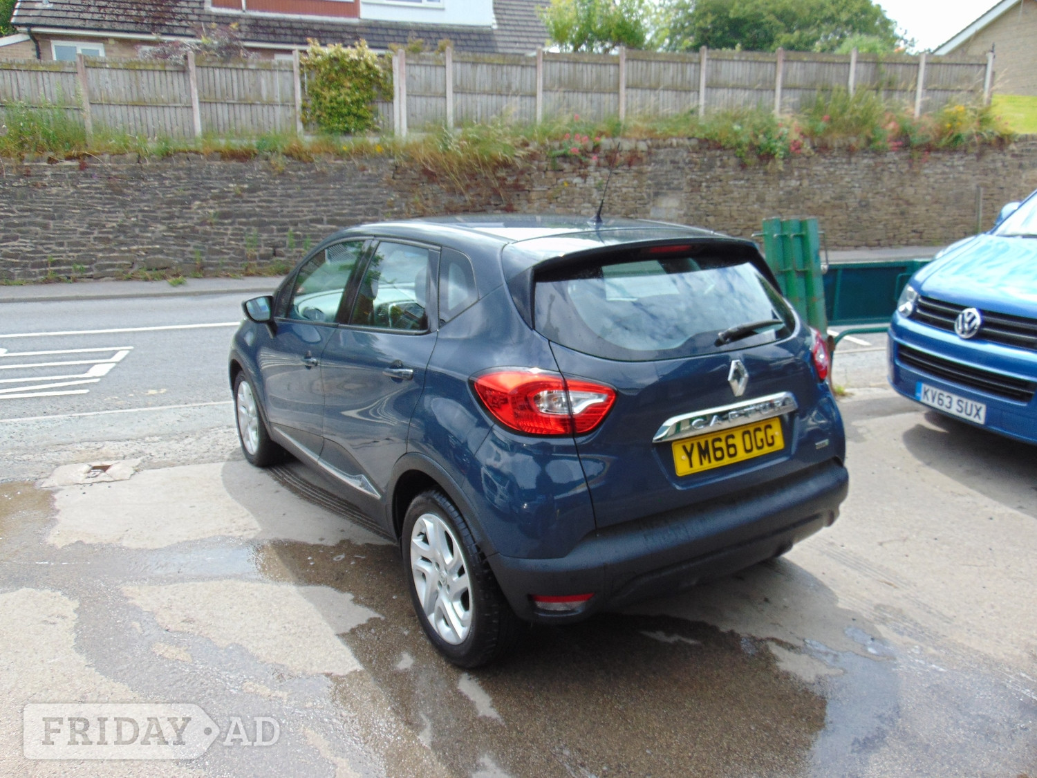 [ berth ]Renault Captur