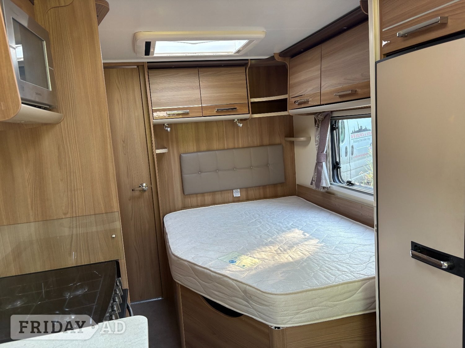 Bailey Unicorn Valencia S4 2016 - Motorhomes & Caravans