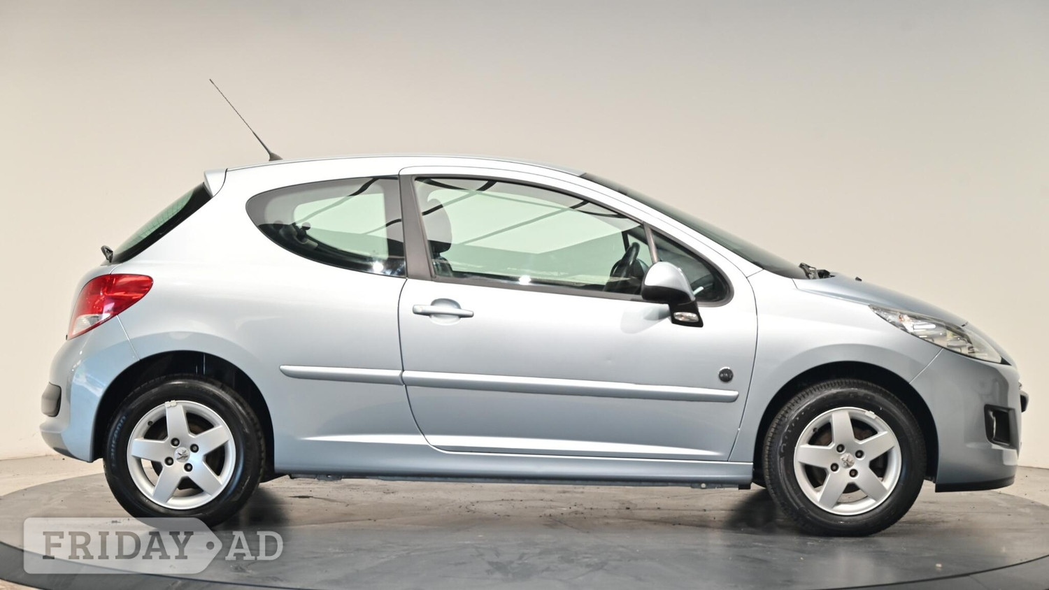 Peugeot 207 2011 - Cars in Cullompton