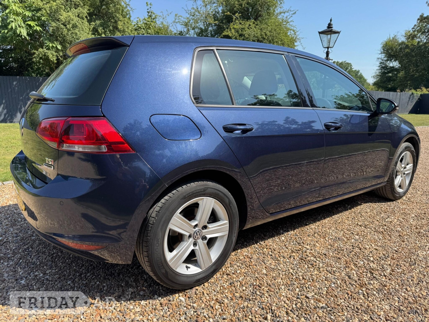 Volkswagen Golf 2015 - Cars
