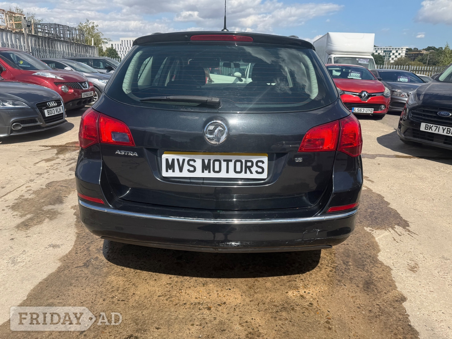 [ berth ]Vauxhall Astra