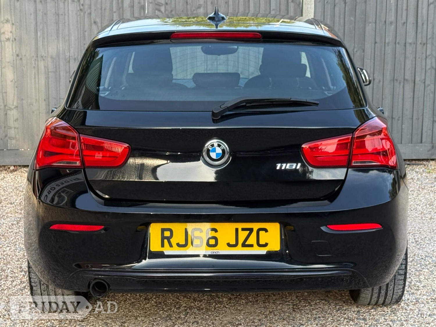 BMW 1 Series 2016 - Cars in Crowthorne