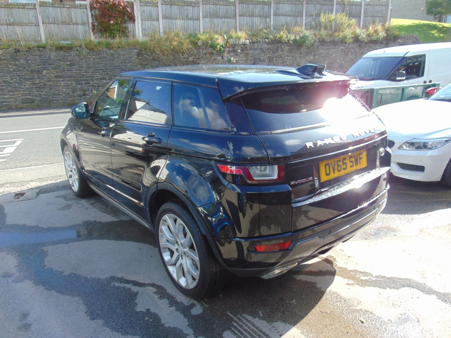 [ berth ]Land Rover Range Rover Evoque