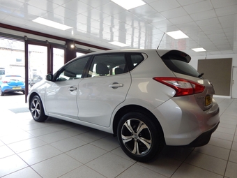 Nissan Pulsar 2015