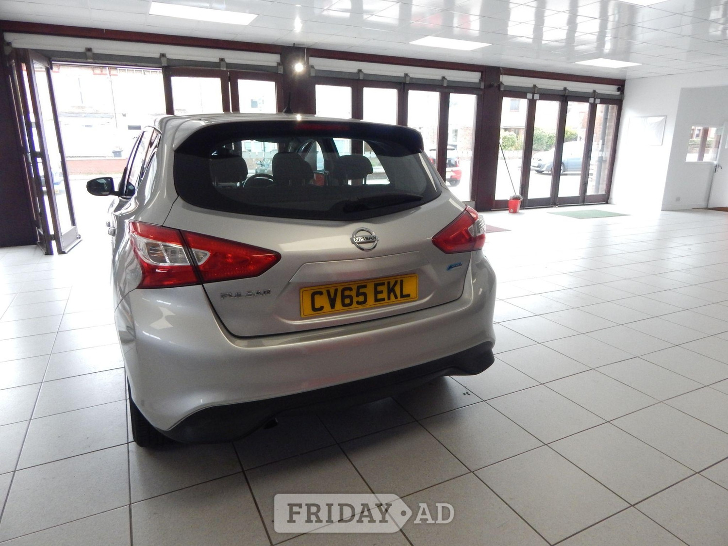 Nissan Pulsar 2015 - Cars