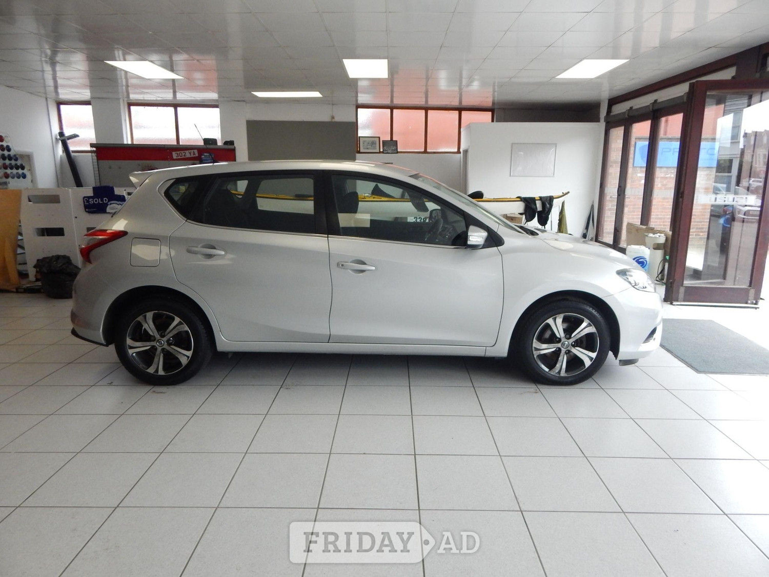 Nissan Pulsar 2015 - Cars in Taunton