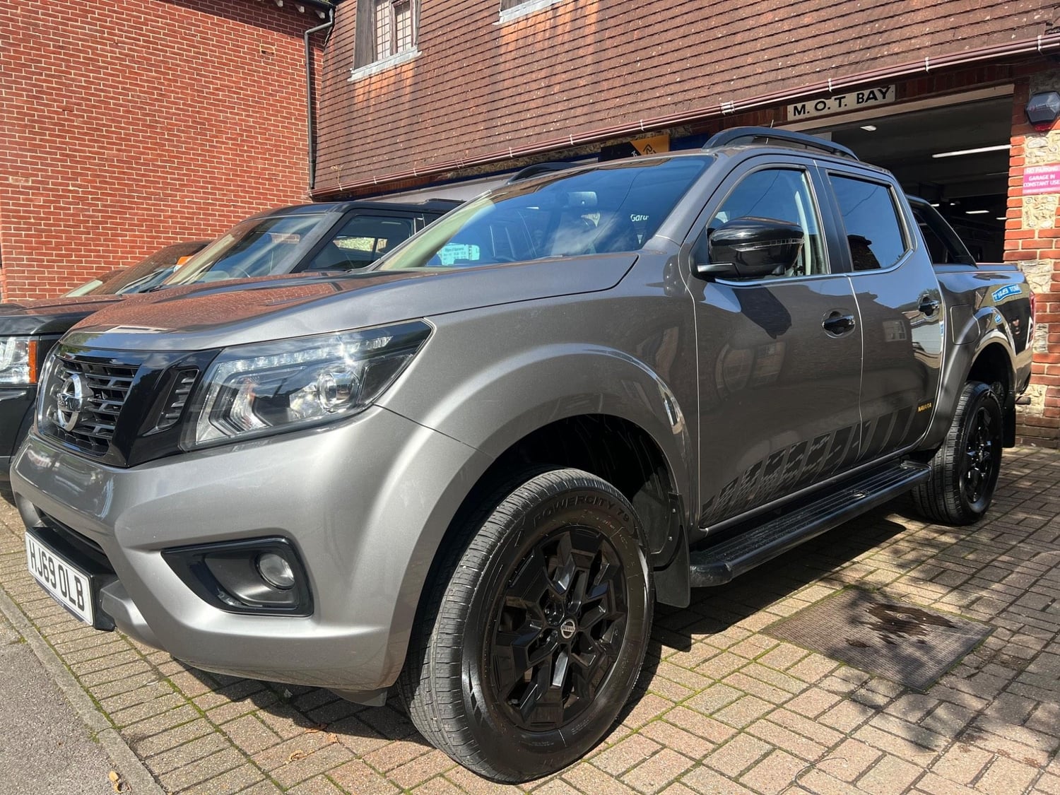 Nissan Navara 2019 - Vans & Commercial Vehicles