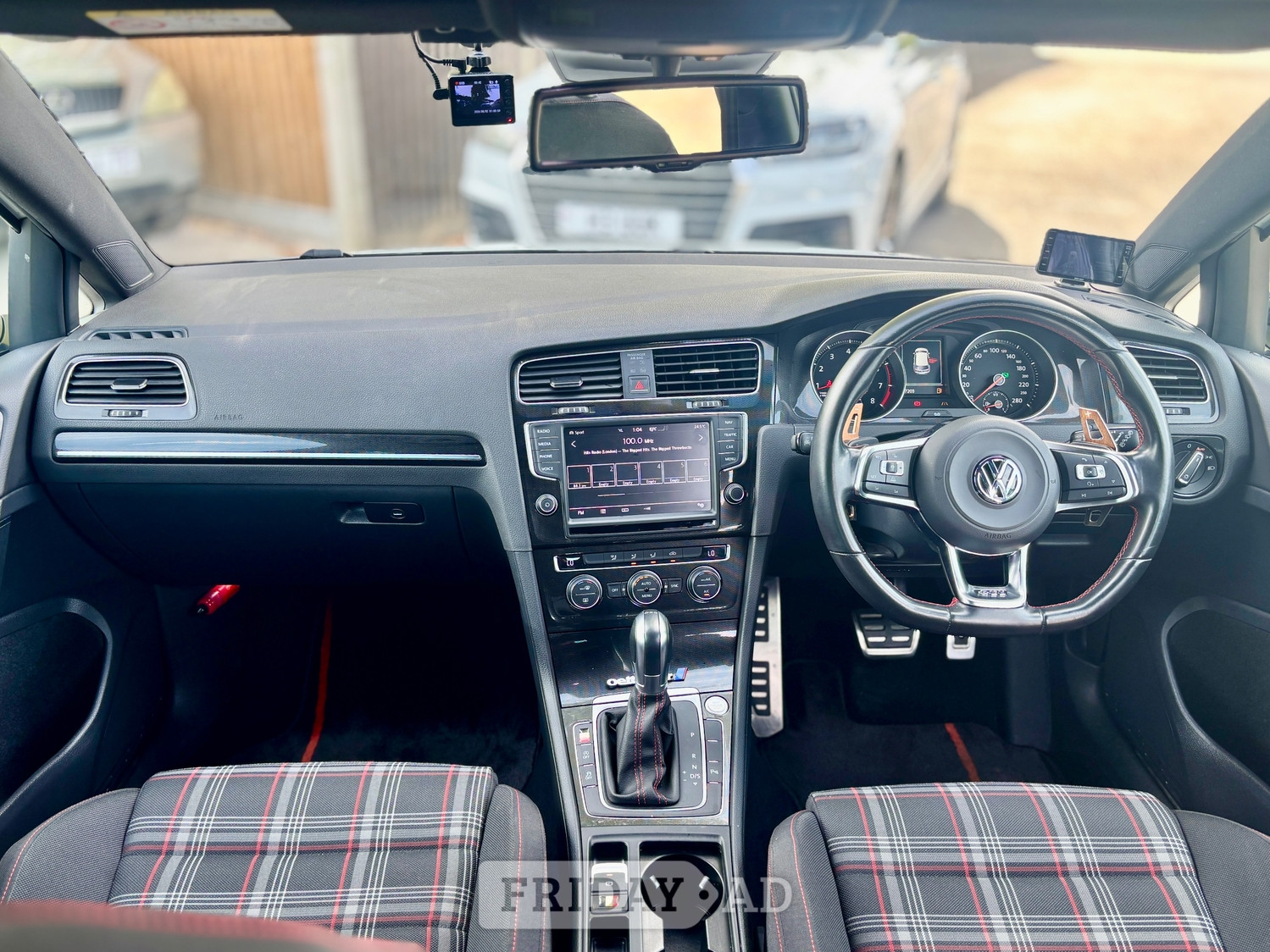 Volkswagen Golf Slough