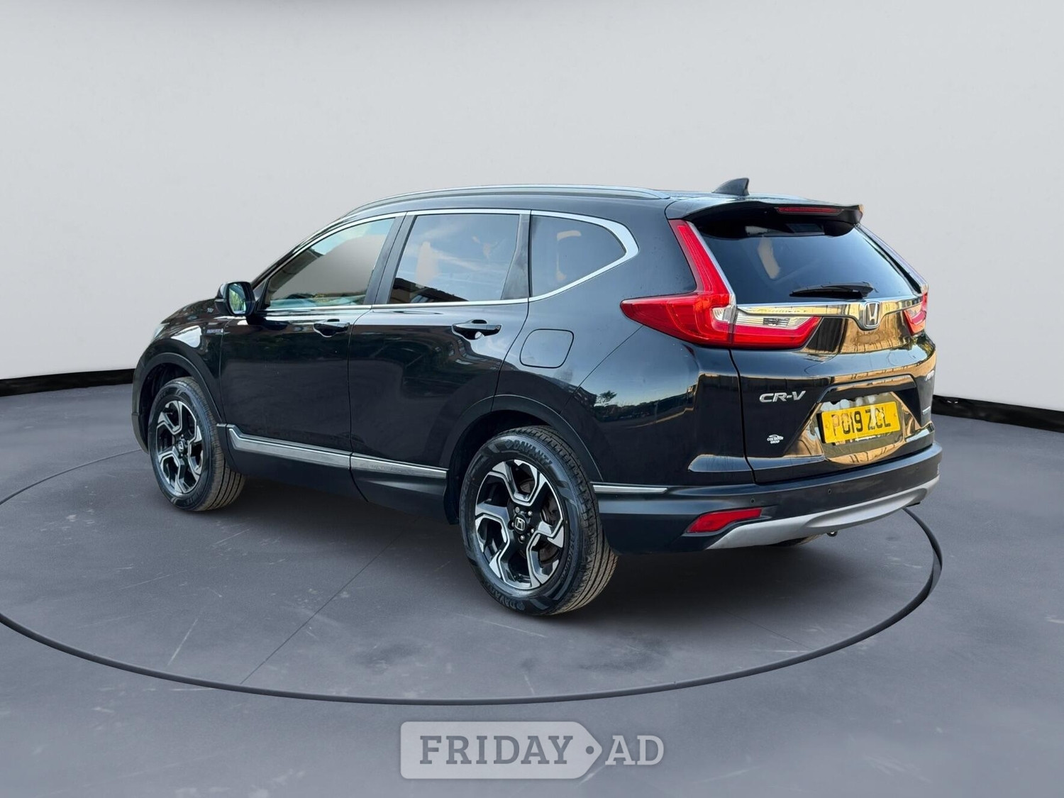 Honda CR-V 2019 - Cars in Ealing