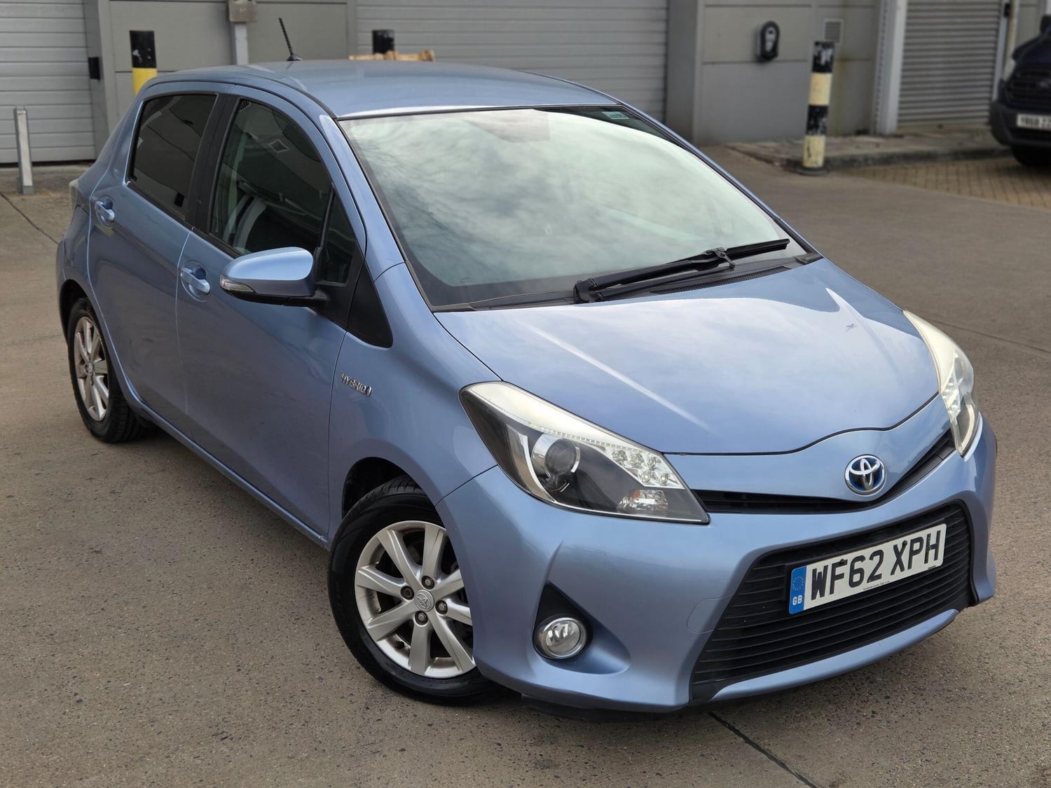Toyota Yaris 2012 - Cars